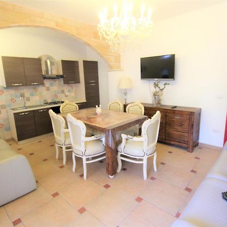Trilocale Climatizzato Al Centro Di Torre San Giovanni Exteriér fotografie
